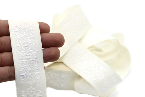 35 mm White-Beige Victorian Jade Jacquard Ribbon 1.37 (inch) | Embroidered Bordure | Fabric Tapestry for Embellishment Craft | 35271