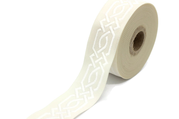 35 mm White Celtic Claddagh 1.37 (inch) | Celtic Ribbon | Embroidered Woven Ribbon | Jacquard Ribbon | 35mm Wide | 35272
