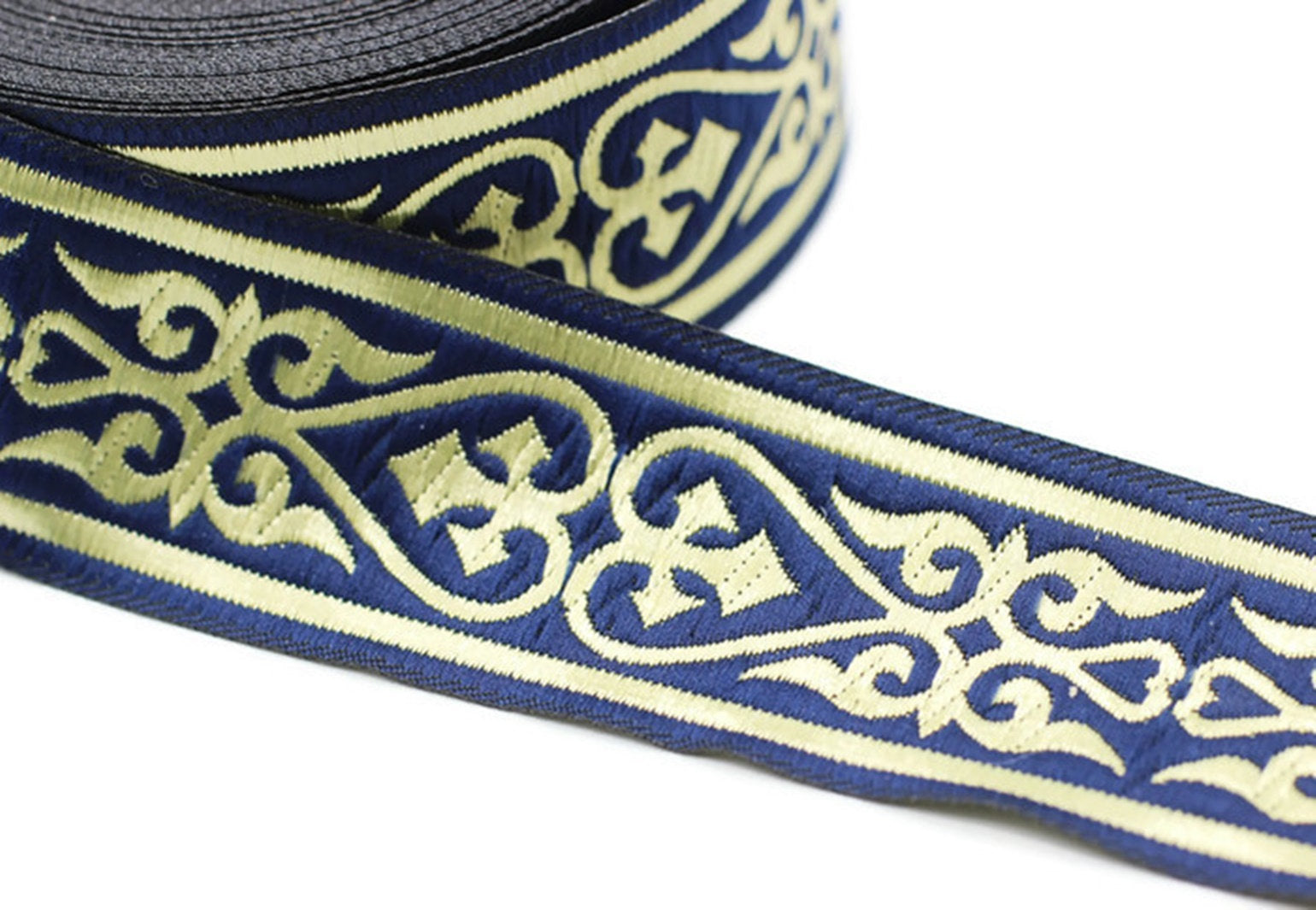 35 mm Royal Celtic Heart Jacquard ribbons (1.37 inches), Heart embroidered ribbons, Jacquard trim, ribbon trim, sewing trims, 35068
