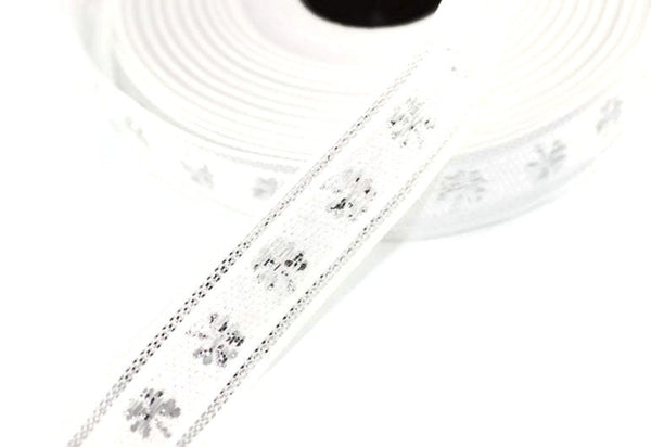 15 mm White&Silver clover Jacquard ribbons (0.59 inches, clover emborierd, Sewing, Jacquard ribbons, Trim  cheap ribbons, dog collars